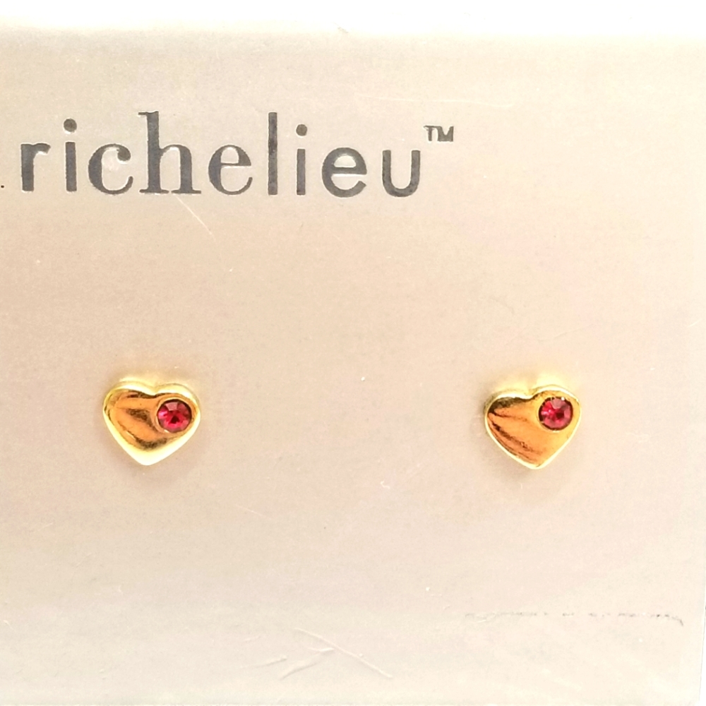 ✅NEW Richelieu Gold-Tone Hearts &  Red Ruby Post Earrings Cute #971R, B22